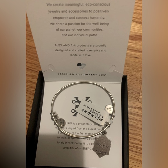 New with tag Alex and Ani Wisdom Tree of Life Bracelet - Picture 3 of 4